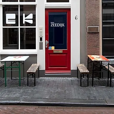 מלון Zeedijk Centre